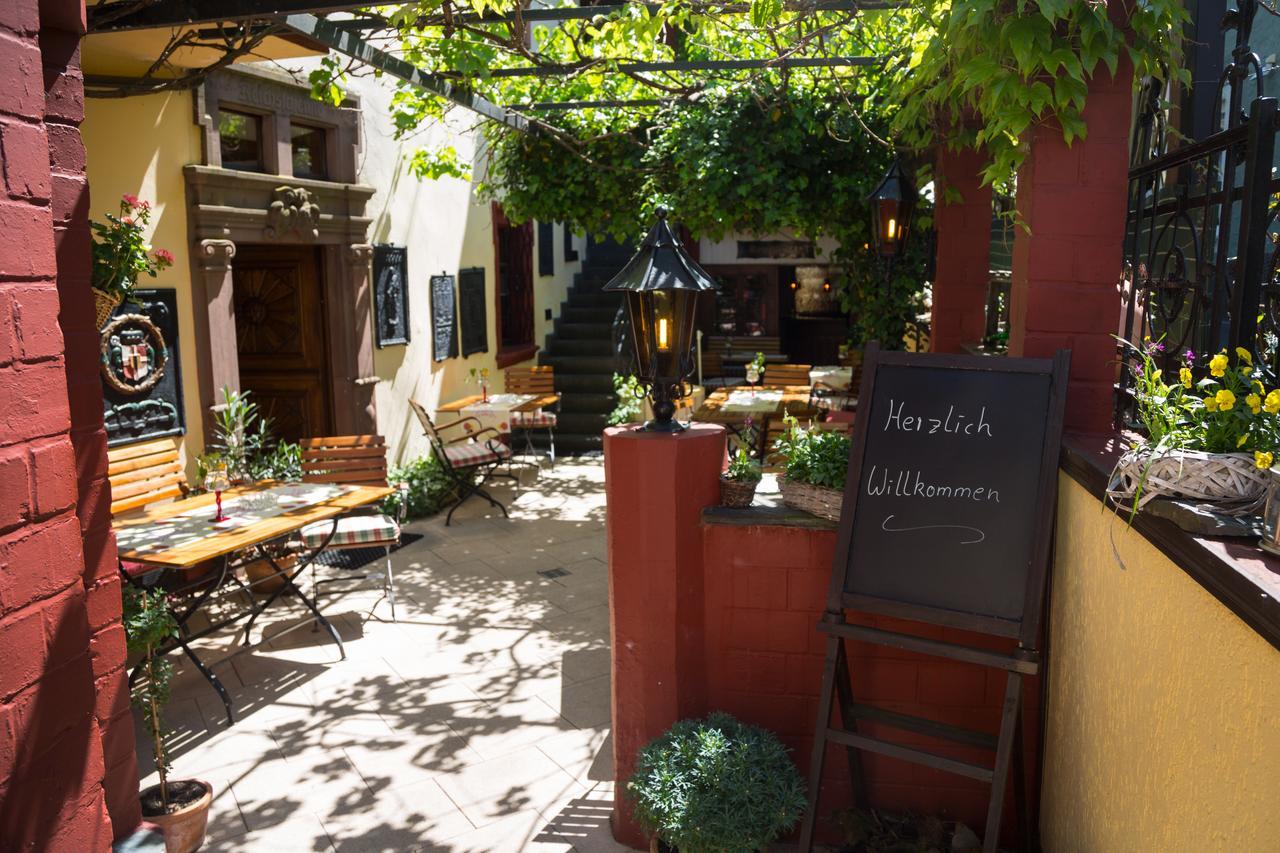 Hotel Reichsschenke Zum Ritter Gotz "Garni" Krov Bagian luar foto