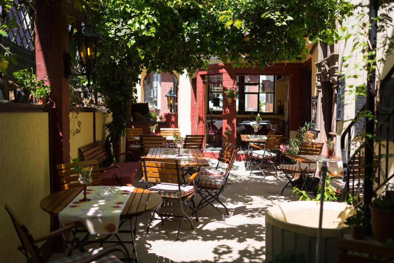 Hotel Reichsschenke Zum Ritter Gotz "Garni" Krov Bagian luar foto
